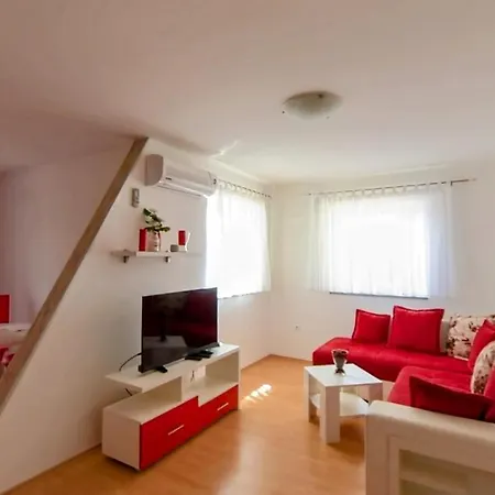 Dario Apartment *